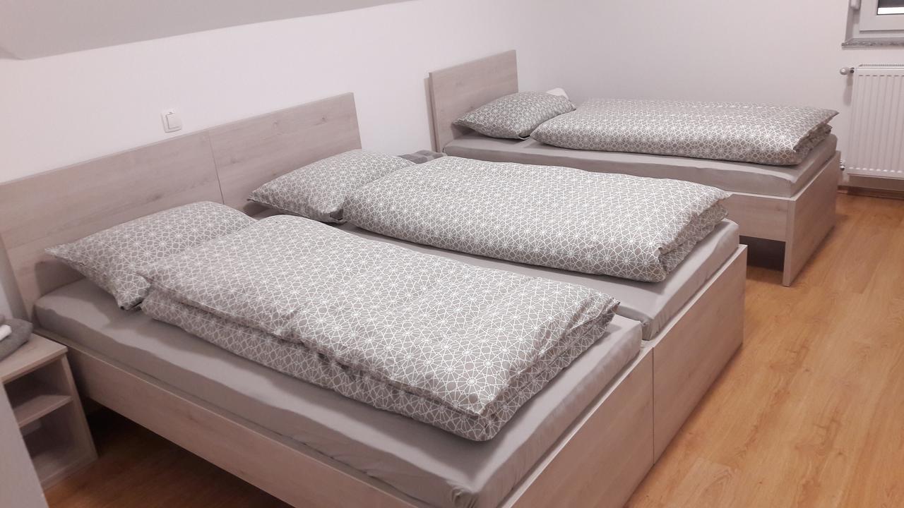 Gostilna Marta Otel Oslusevci Dış mekan fotoğraf