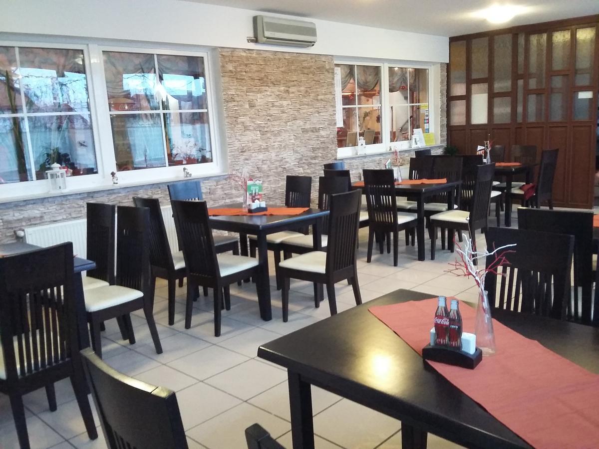 Gostilna Marta Otel Oslusevci Dış mekan fotoğraf