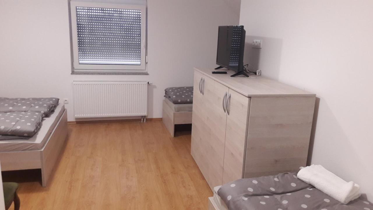 Gostilna Marta Otel Oslusevci Dış mekan fotoğraf