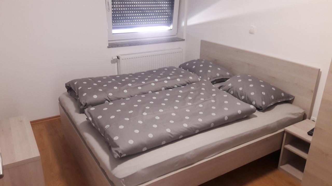 Gostilna Marta Otel Oslusevci Dış mekan fotoğraf